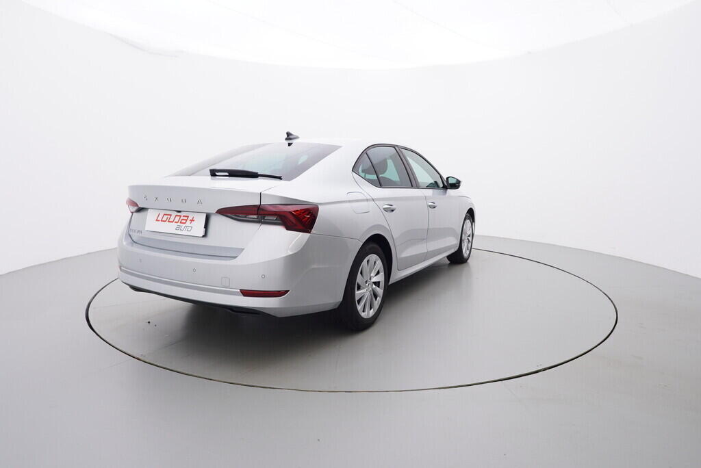 OV190V07818_14.webp_OCTAVIA Ambition 1.5 TSI 110 kW manuál, DPH
