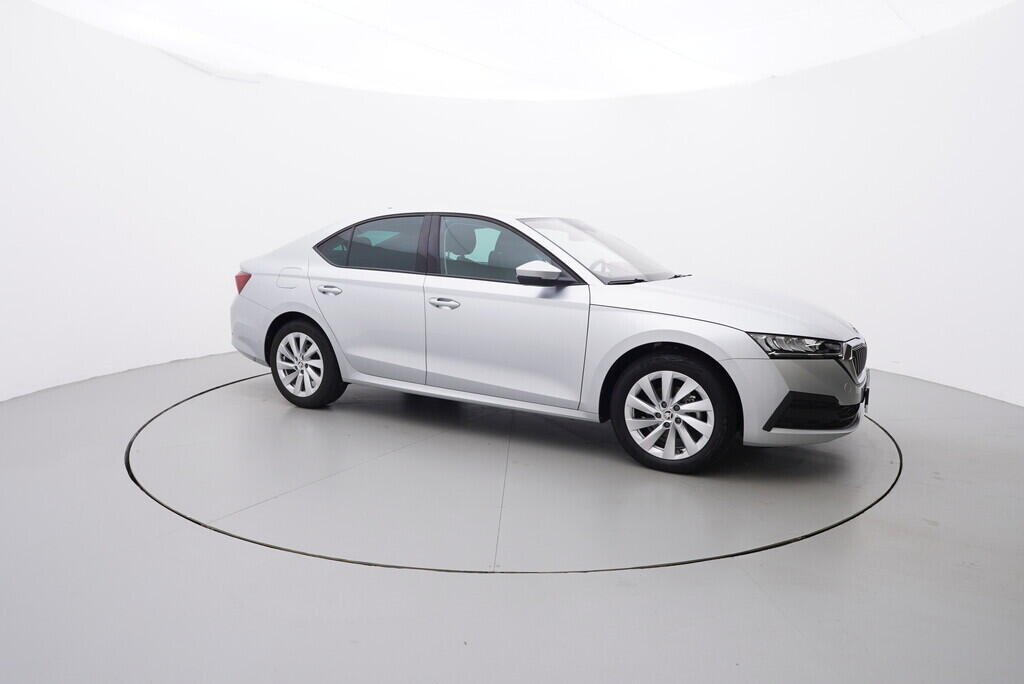 OV190V07818_16.webp_OCTAVIA Ambition 1.5 TSI 110 kW manuál, DPH