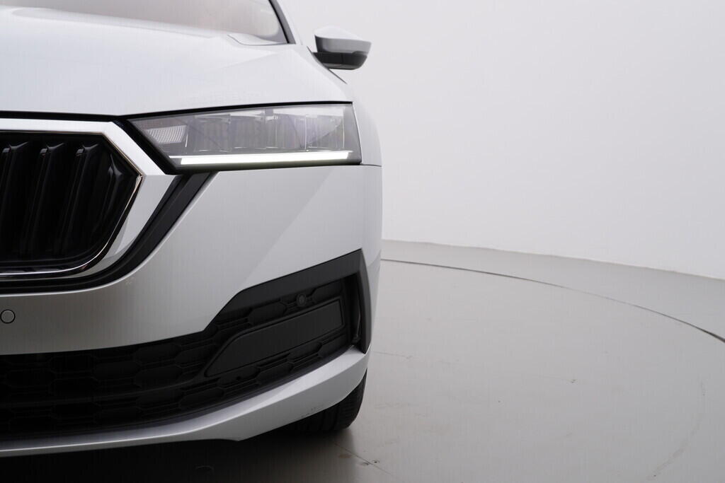 OV190V07818_46.webp_OCTAVIA Ambition 1.5 TSI 110 kW manuál, DPH