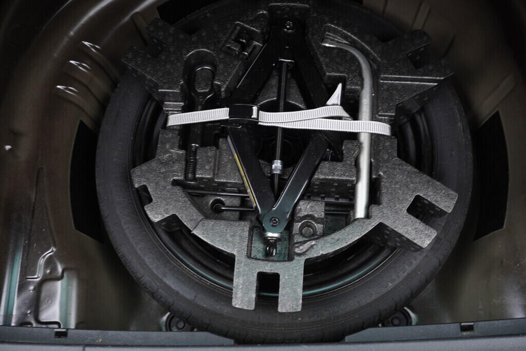 OV190V07828_44.webp_SUPERB Style 2.0 TSI 206 kW automat