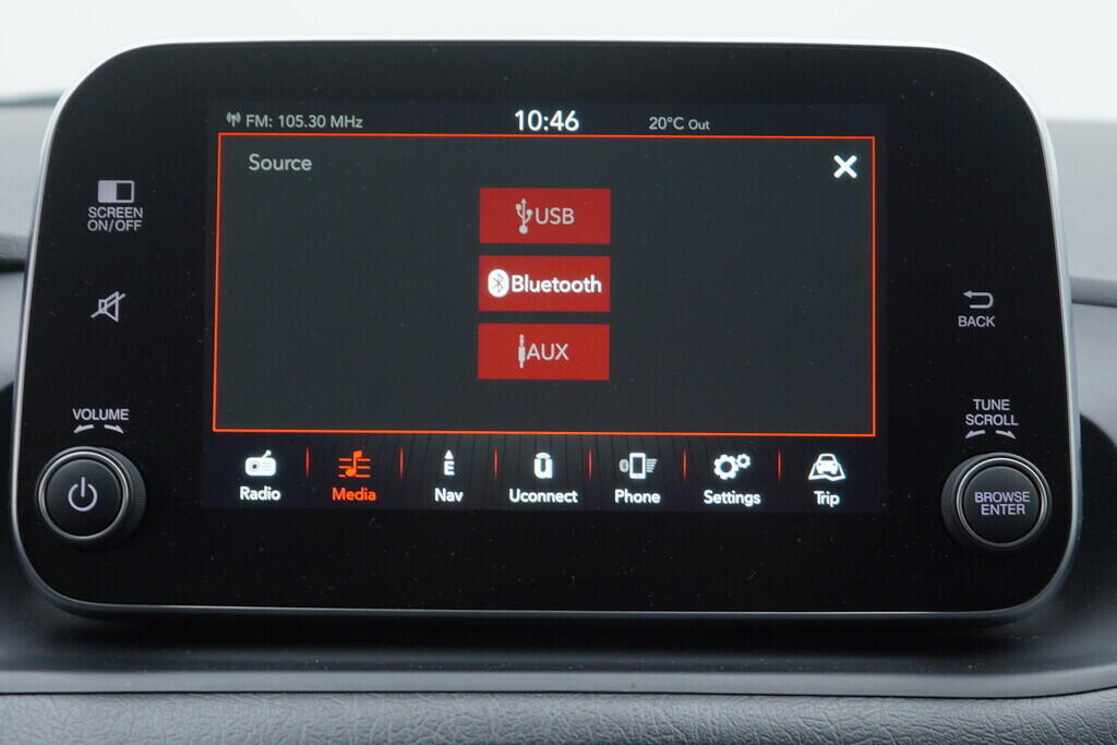 OV190V07835_29.webp_TIPO Business 1.6  88 kW automat