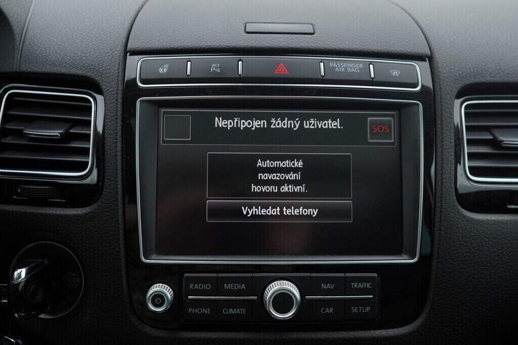 OV190V07845_37.webp_TOUAREG R-Line 3.0 TDI 193 kW automat, DPH