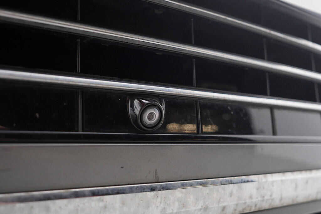 OV190V07845_50.webp_TOUAREG R-Line 3.0 TDI 193 kW automat, DPH