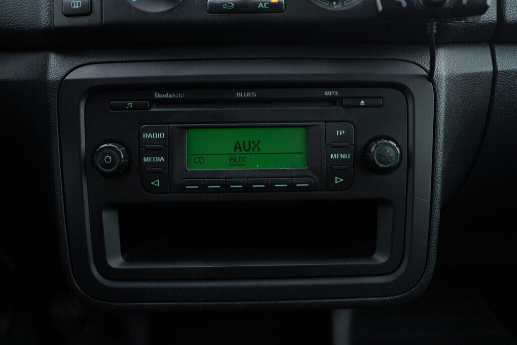 OV190V07849_30.webp_FABIA Ambiente 1.2 TSI 63 kW manuál