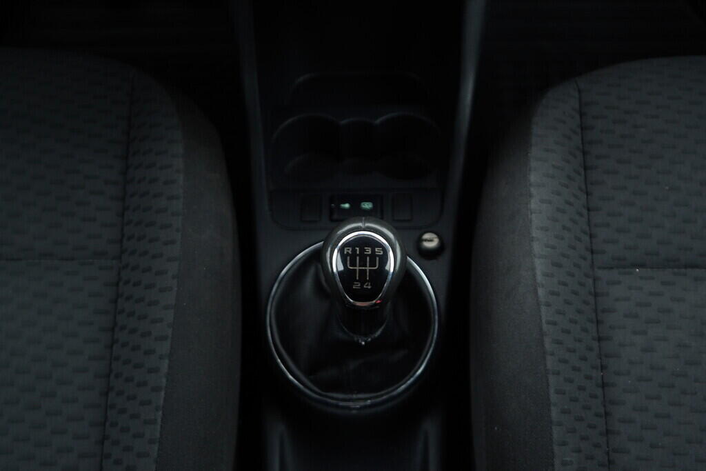OV190V07849_31.webp_FABIA Ambiente 1.2 TSI 63 kW manuál