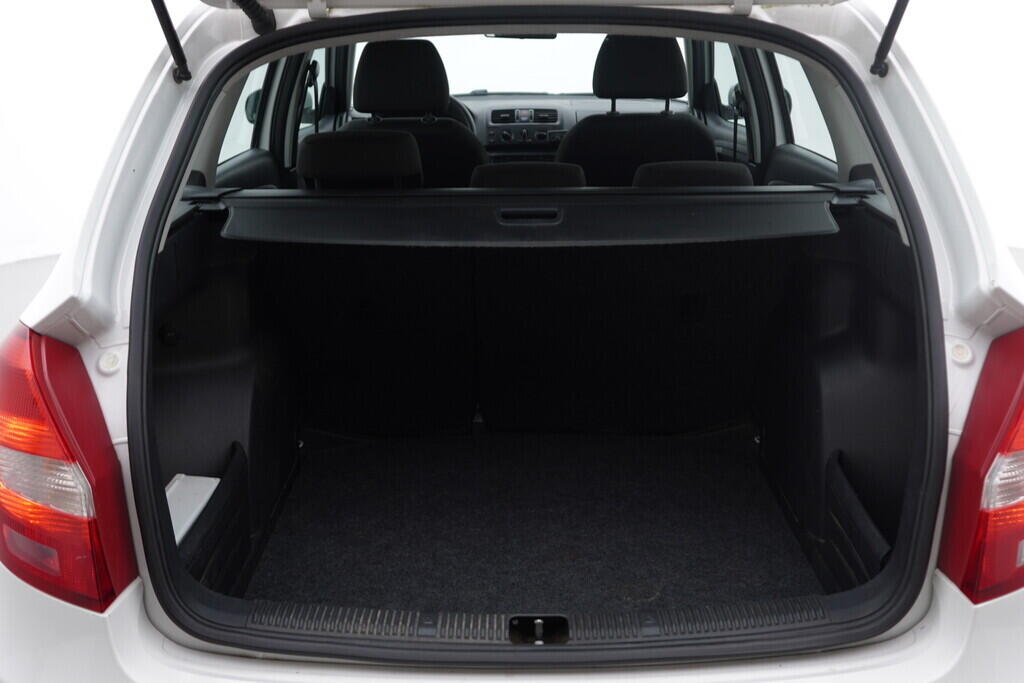 OV190V07849_36.webp_FABIA Ambiente 1.2 TSI 63 kW manuál