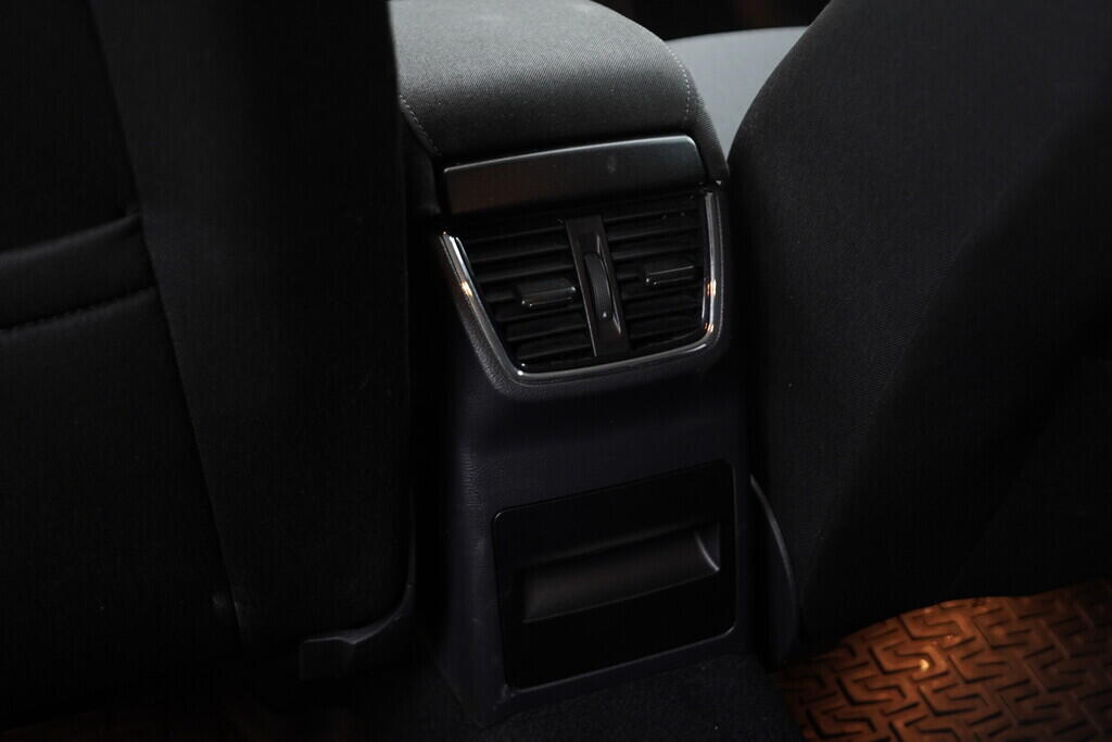 OV190V07854_27.webp_OCTAVIA Style Plus 1.6 TDI 85 kW manuál