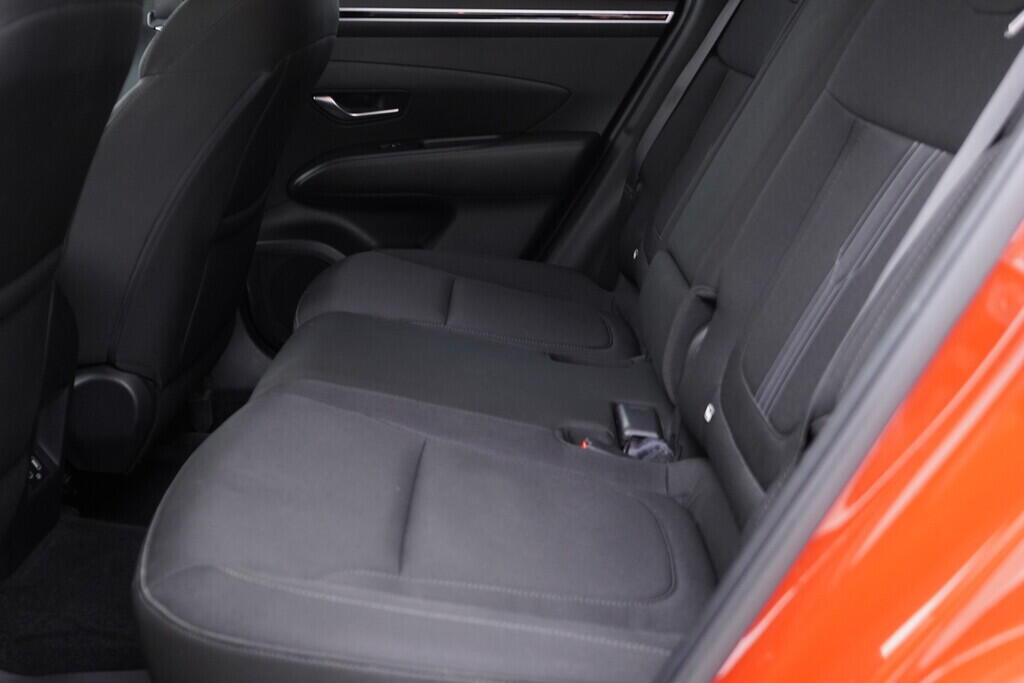 OV190V07860_35.webp_TUCSON Comfort 1.6  85 kW manuál