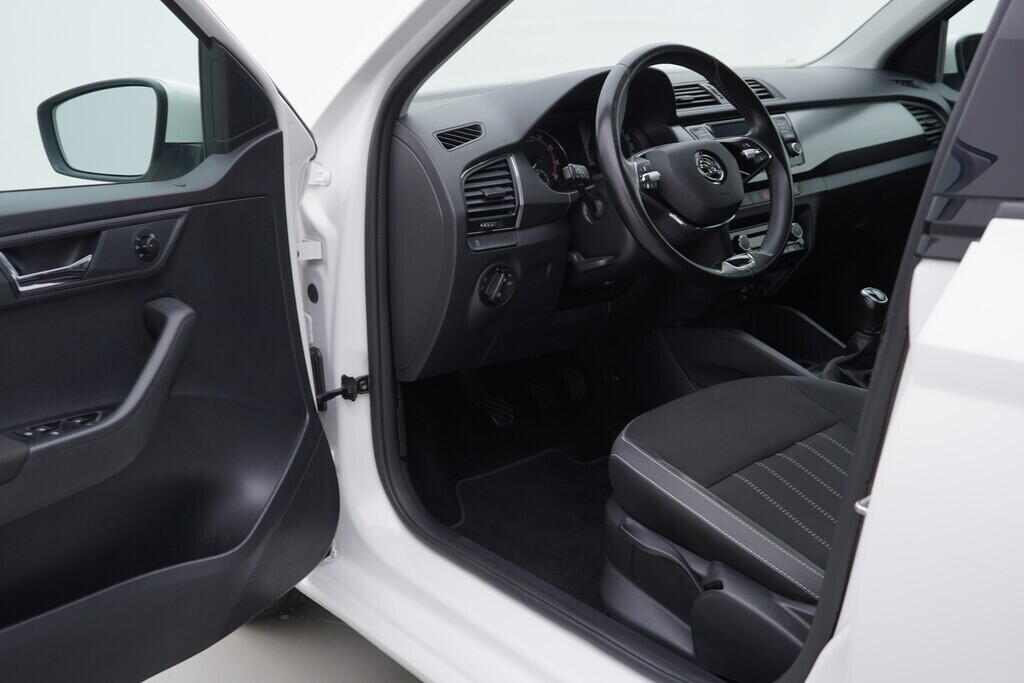 OV190V07862_18.webp_FABIA Style Plus 1.0 TSI 70 kW manuál, DPH