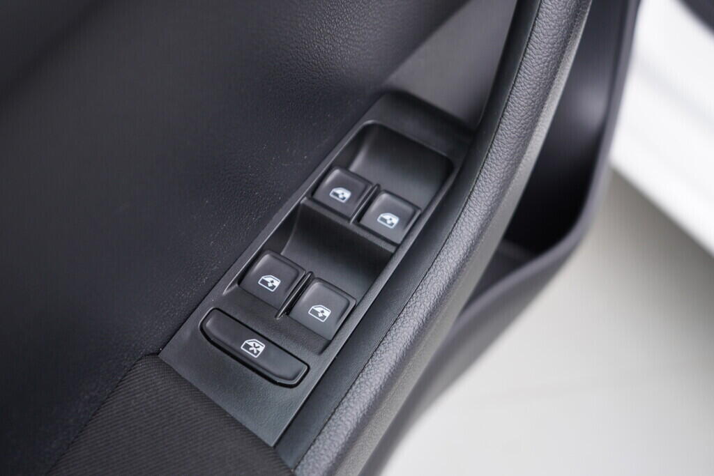 OV190V07862_20.webp_FABIA Style Plus 1.0 TSI 70 kW manuál, DPH