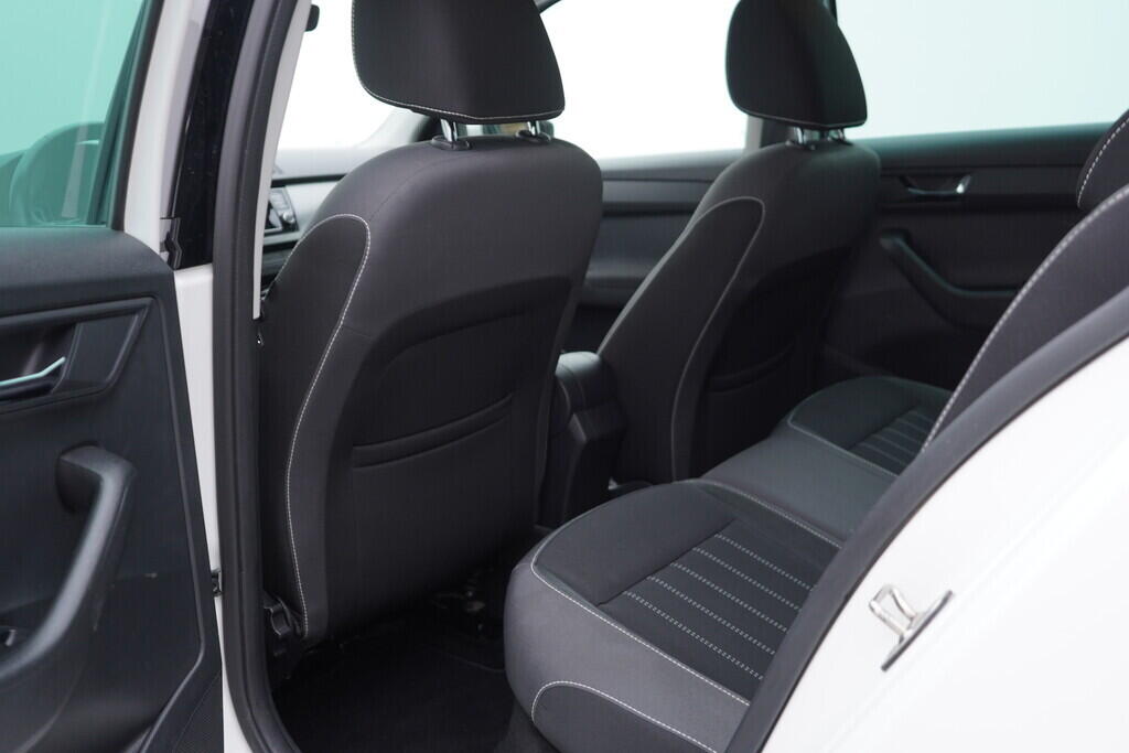 OV190V07862_33.webp_FABIA Style Plus 1.0 TSI 70 kW manuál, DPH