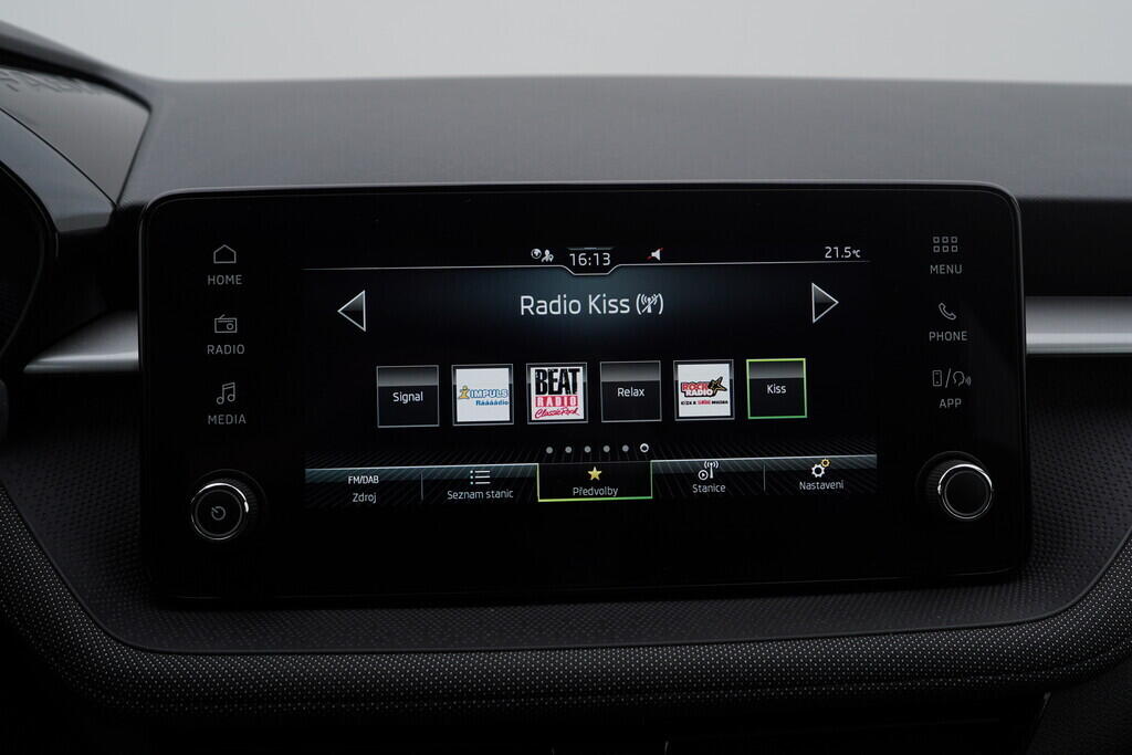 OV190V07867_28.webp_FABIA Selection 1.0 TSI 70 kW manuál, DPH