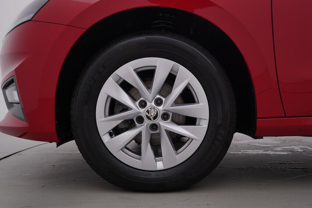 OV190V07867_36.webp_FABIA Selection 1.0 TSI 70 kW manuál, DPH