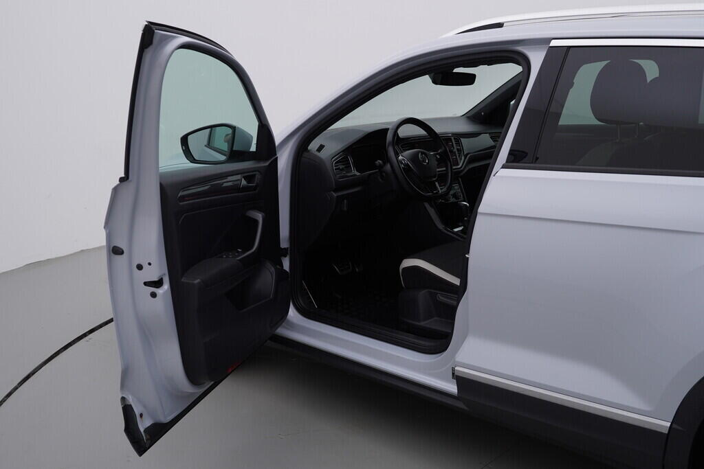 OV190V07872_18.webp_T-ROC Sport&Style 2.0 TSI 140 kW automat, DPH