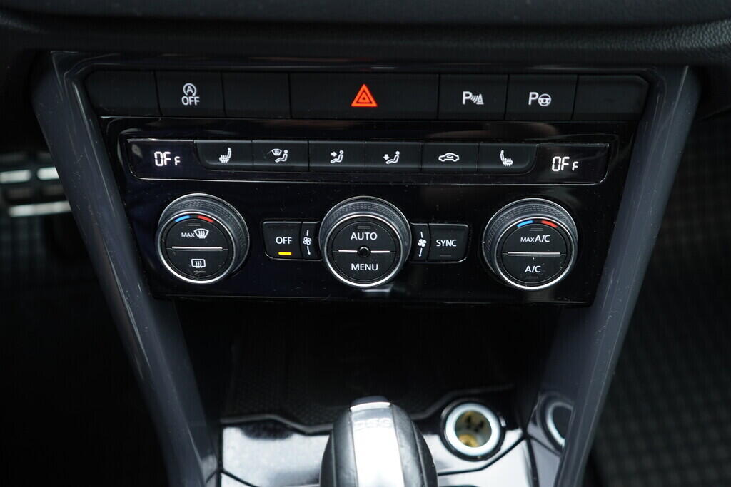 OV190V07872_35.webp_T-ROC Sport&Style 2.0 TSI 140 kW automat, DPH