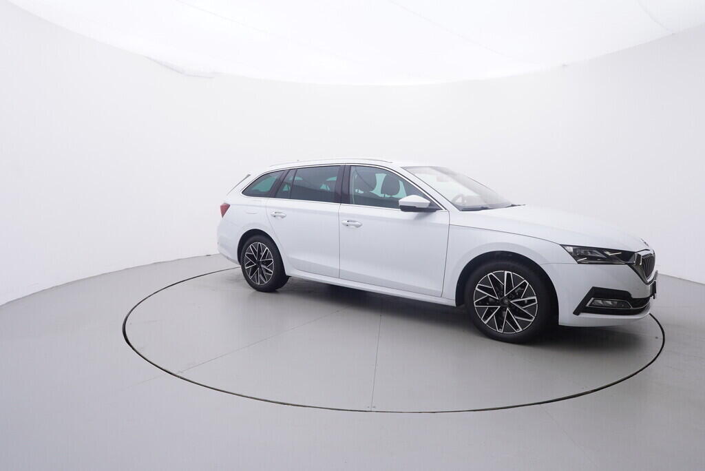 OV190V07885_16.webp_OCTAVIA Style 2.0 TDI 110 kW automat, DPH