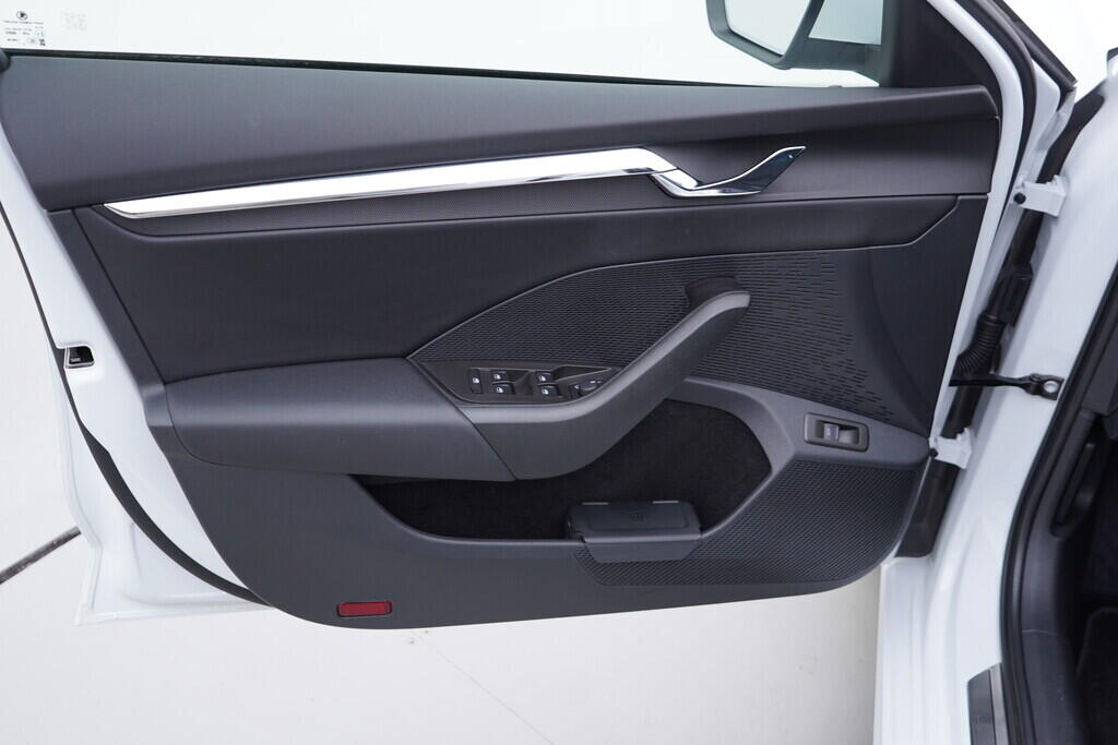 OV190V07885_19.webp_OCTAVIA Style 2.0 TDI 110 kW automat, DPH