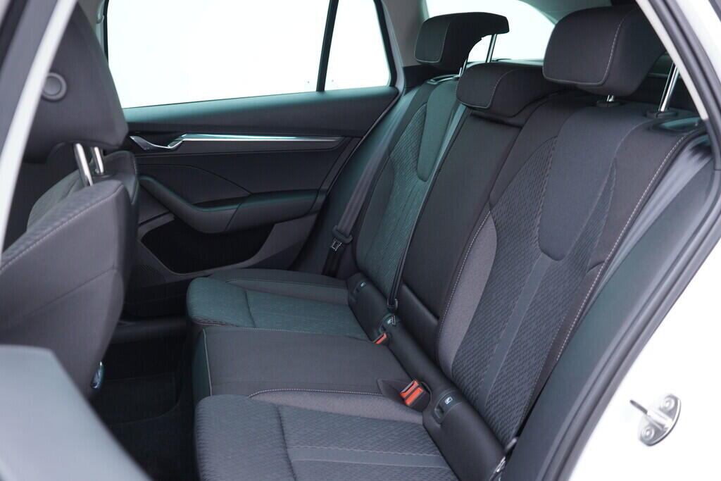 OV190V07885_41.webp_OCTAVIA Style 2.0 TDI 110 kW automat, DPH