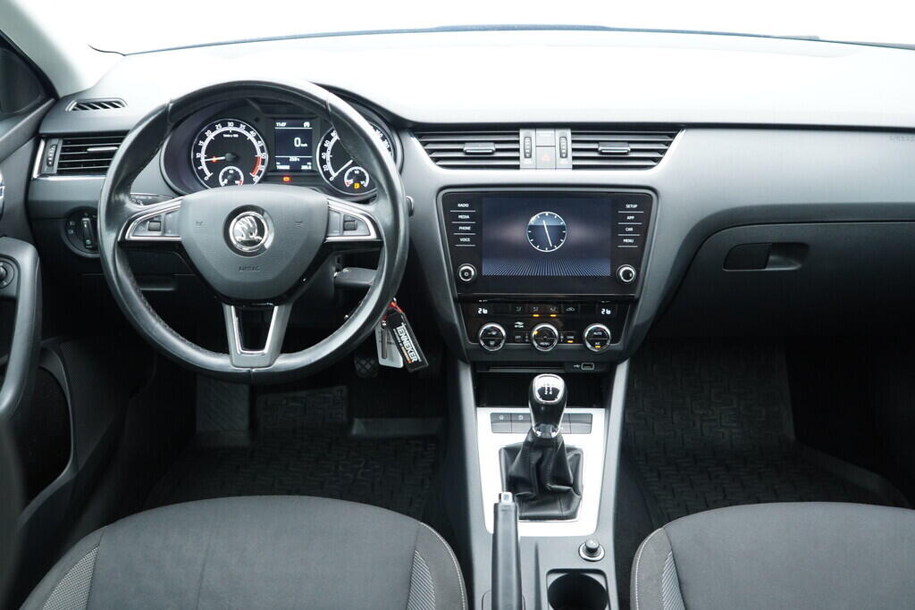 OV190V07890_25.webp_OCTAVIA Style 1.6 TDI 85 kW manuál