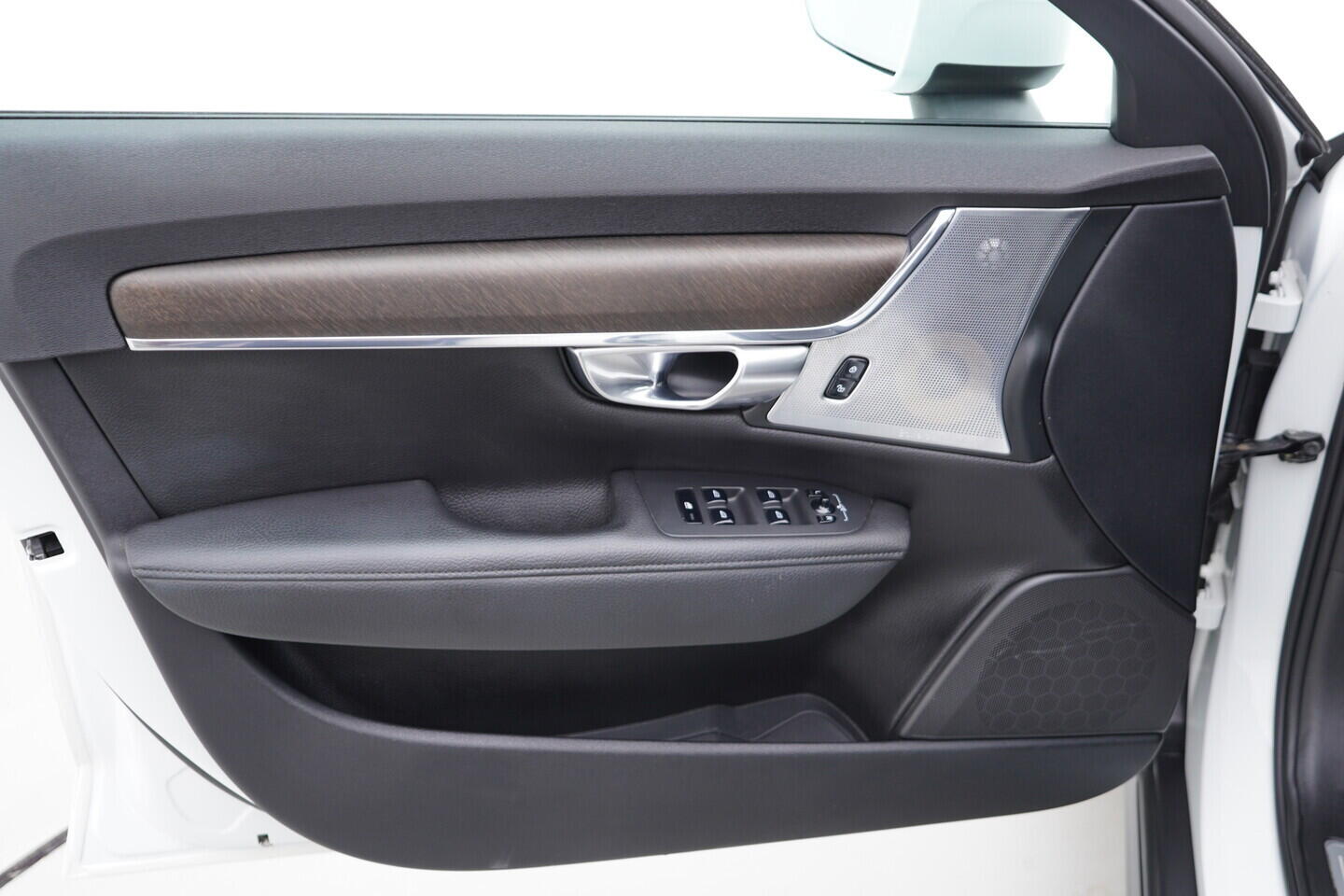 OV190V07901_19.webp_V90 Cross Country 2.0  173 kW automat, DPH