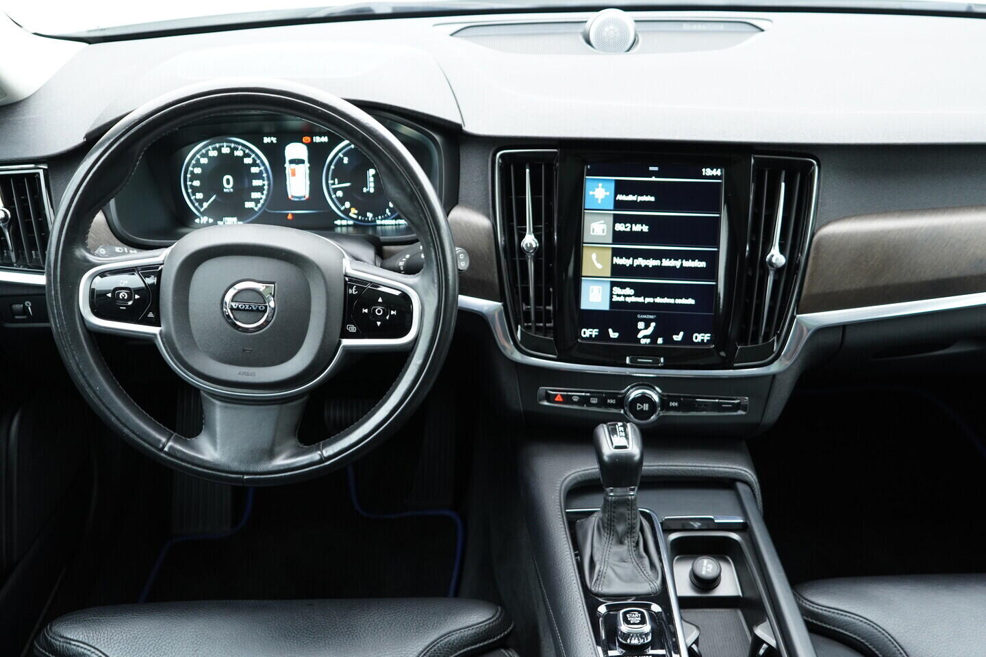 OV190V07901_27.webp_V90 Cross Country 2.0  173 kW automat, DPH