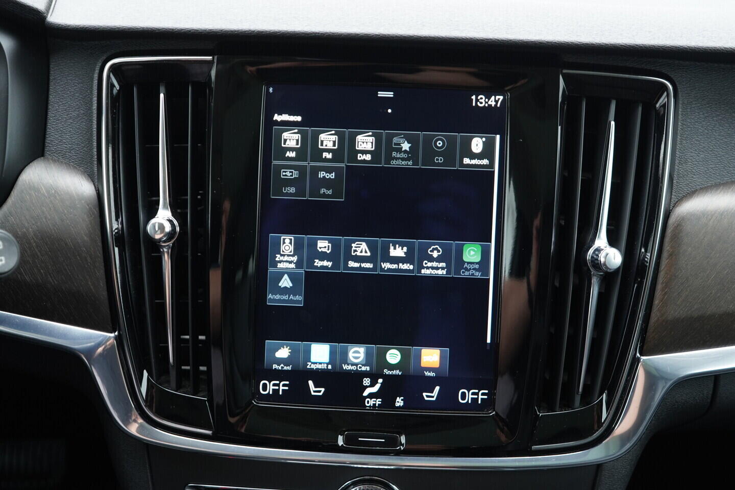 OV190V07901_33.webp_V90 Cross Country 2.0  173 kW automat, DPH