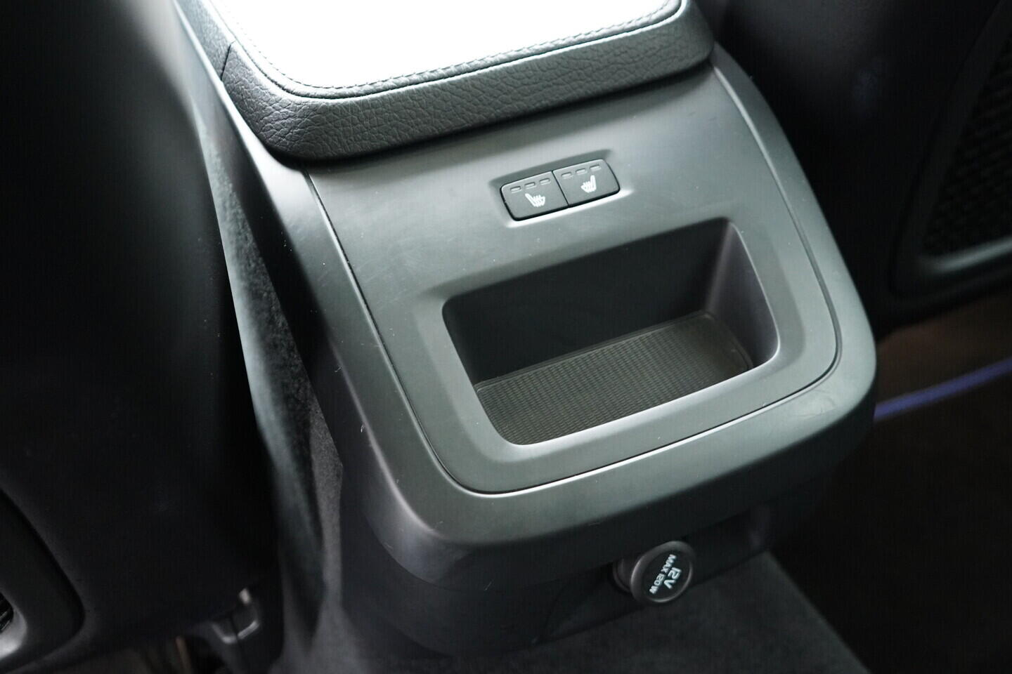 OV190V07901_38.webp_V90 Cross Country 2.0  173 kW automat, DPH