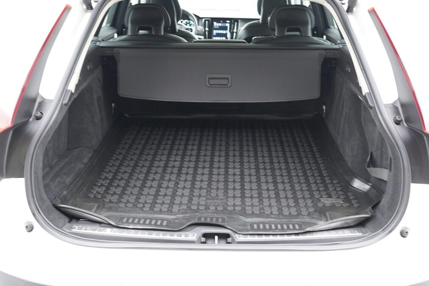 OV190V07901_39.webp_V90 Cross Country 2.0  173 kW automat, DPH