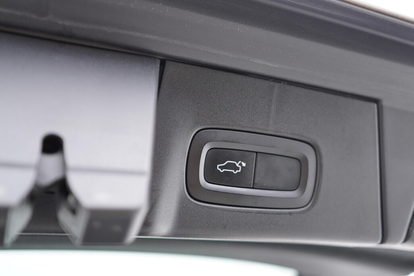 OV190V07901_40.webp_V90 Cross Country 2.0  173 kW automat, DPH