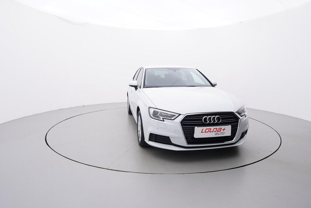 OV190V07910_17.webp_A3 SPORTBACK  1.6 TDI 85 kW manuál