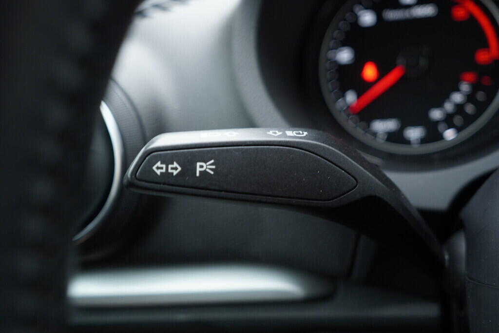 OV190V07910_24.webp_A3 SPORTBACK  1.6 TDI 85 kW manuál