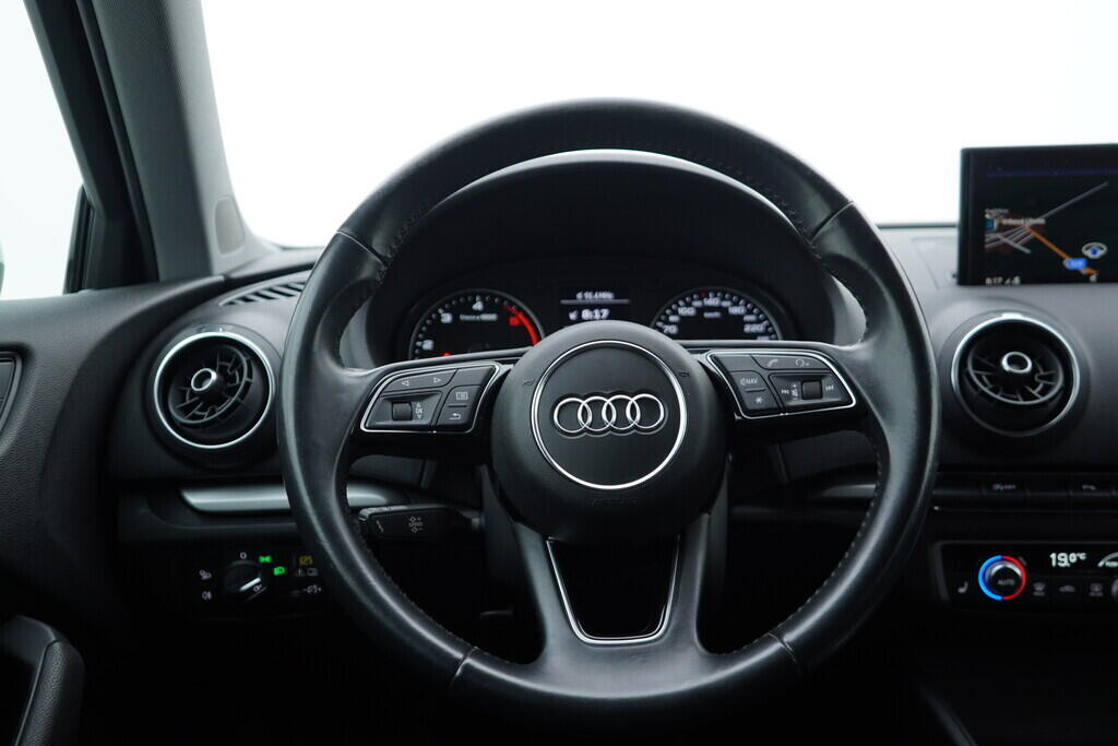 OV190V07910_27.webp_A3 SPORTBACK  1.6 TDI 85 kW manuál