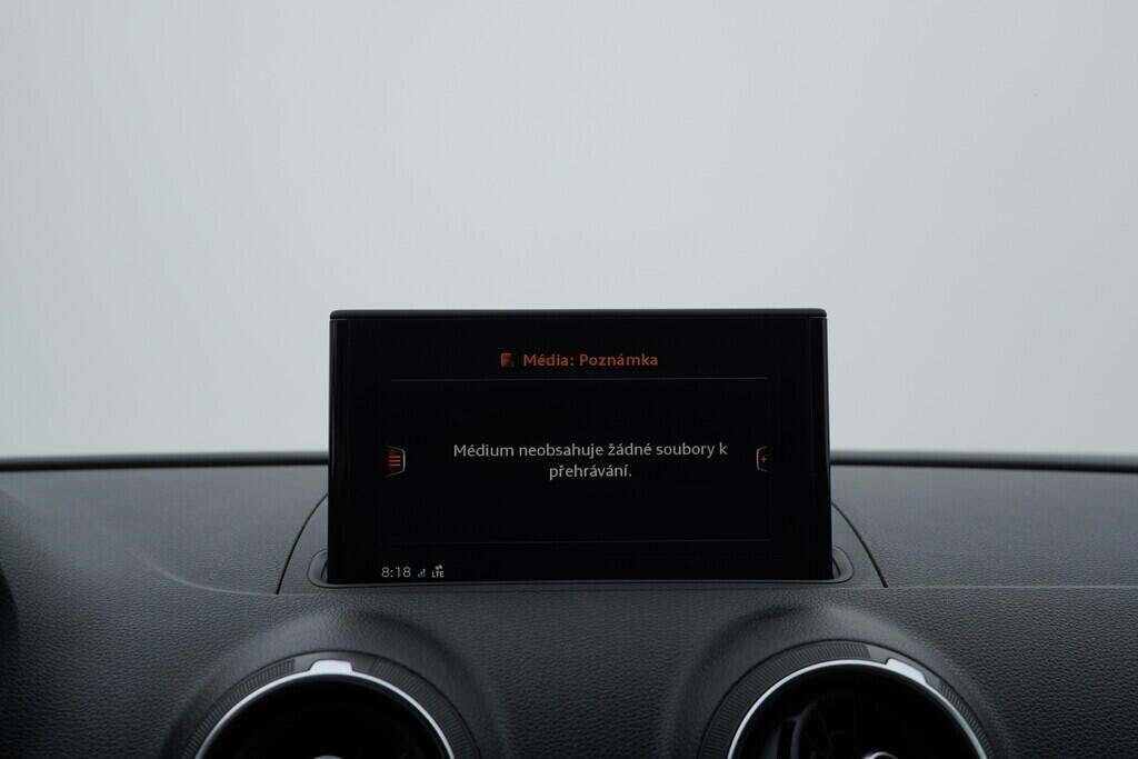 OV190V07910_32.webp_A3 SPORTBACK  1.6 TDI 85 kW manuál