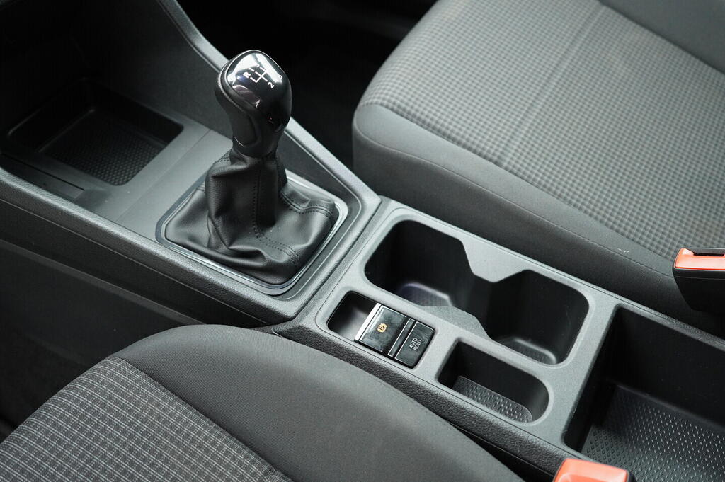 OV190V07913_24.webp_CADDY MAXI - SKŘÍŇOVÝ VŮZ  2.0 TDI 75 kW manuál, DPH