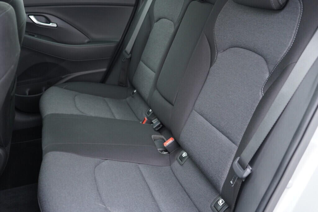 OV190V07914_27.webp_I30 Style 1.0  88 kW manuál, DPH