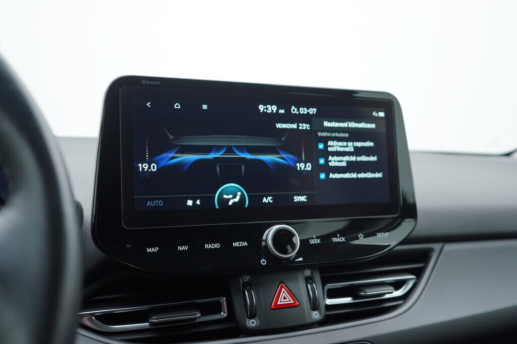 OV190V07914_30.webp_I30 Style 1.0  88 kW manuál, DPH