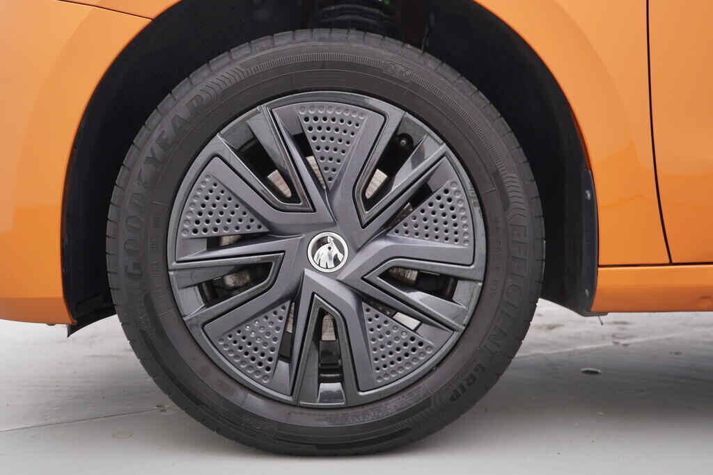 OV190V07918_37.webp_FABIA Style 1.0 TSI 81 kW manuál, DPH