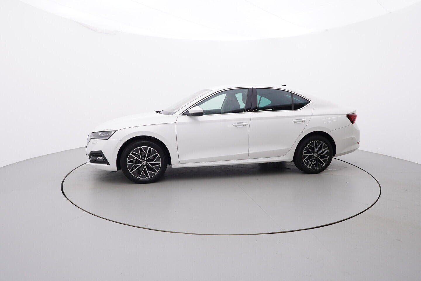 OV190V07937_11.webp_OCTAVIA Style 1.5 TSI 110 kW manuál, DPH