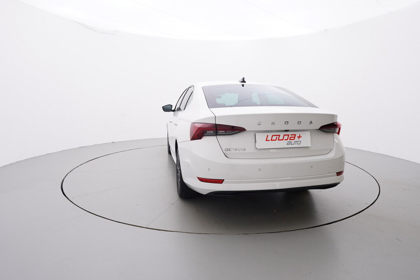 OV190V07937_13.webp_OCTAVIA Style 1.5 TSI 110 kW manuál, DPH