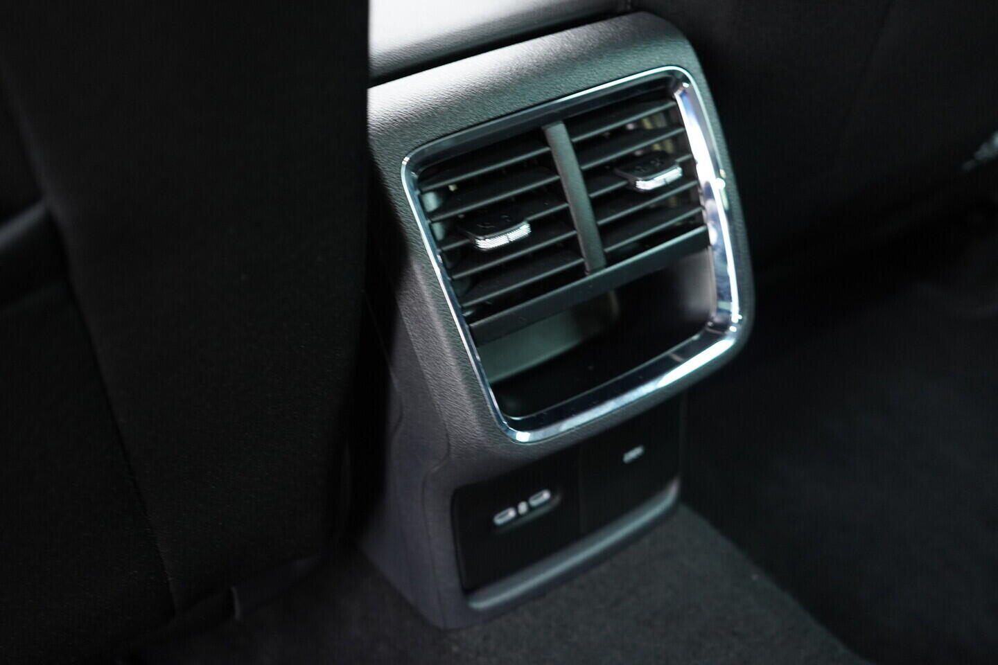 OV190V07937_38.webp_OCTAVIA Style 1.5 TSI 110 kW manuál, DPH