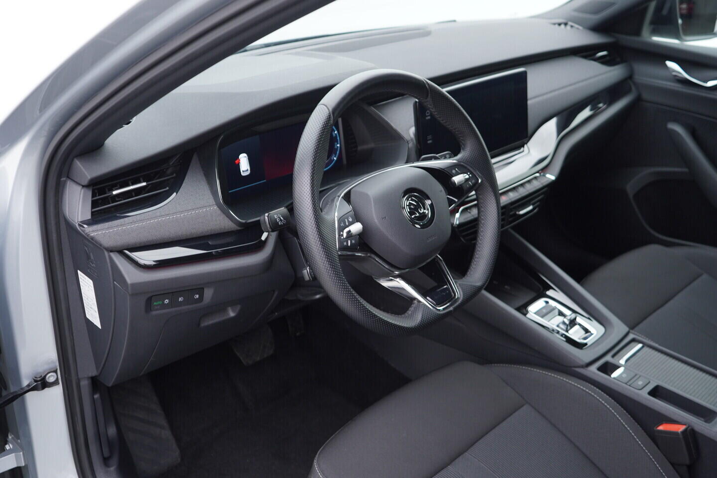 OV190V07945_22.webp_OCTAVIA SportLine 2.0 TDI 110 kW automat, DPH