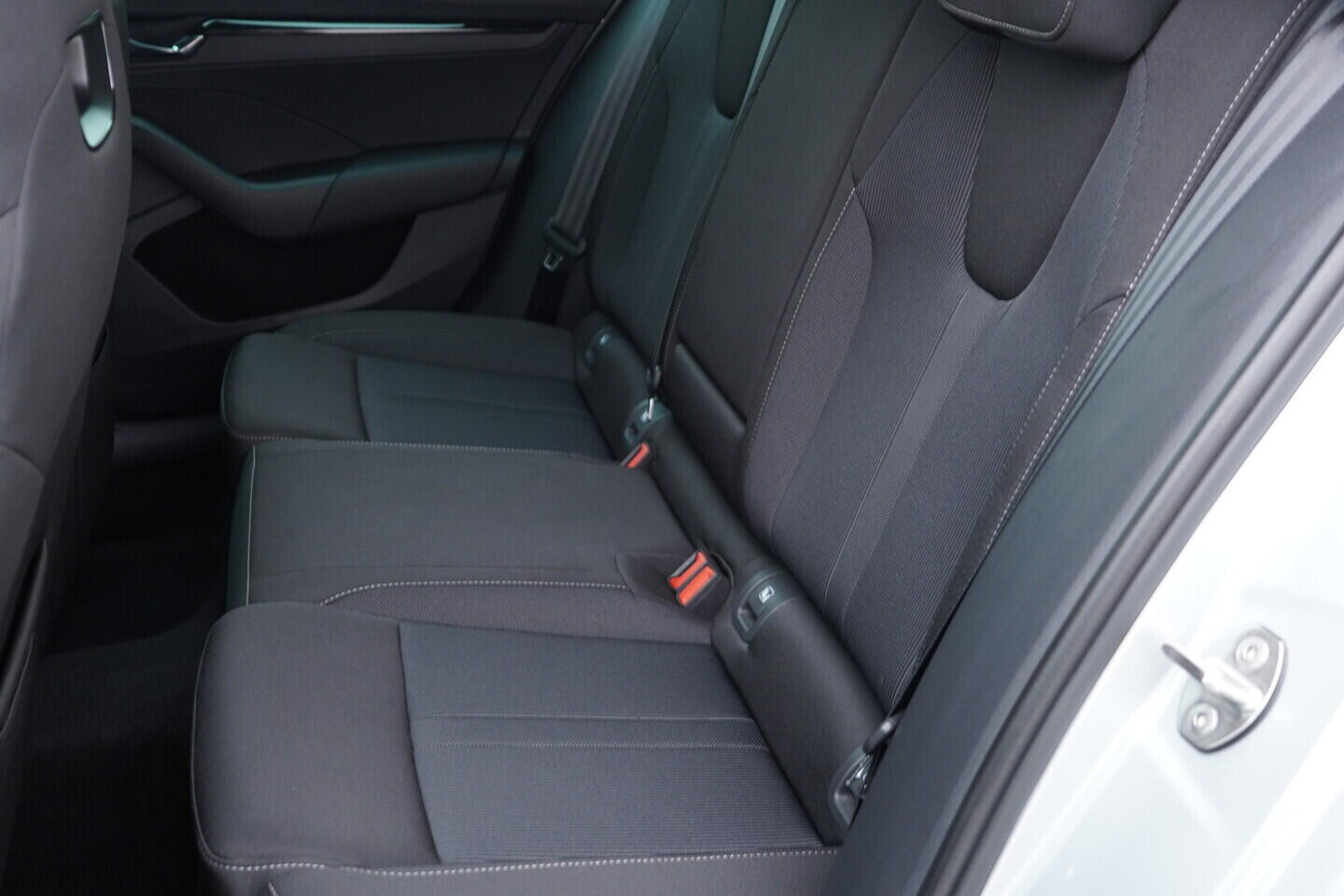 OV190V07945_30.webp_OCTAVIA SportLine 2.0 TDI 110 kW automat, DPH
