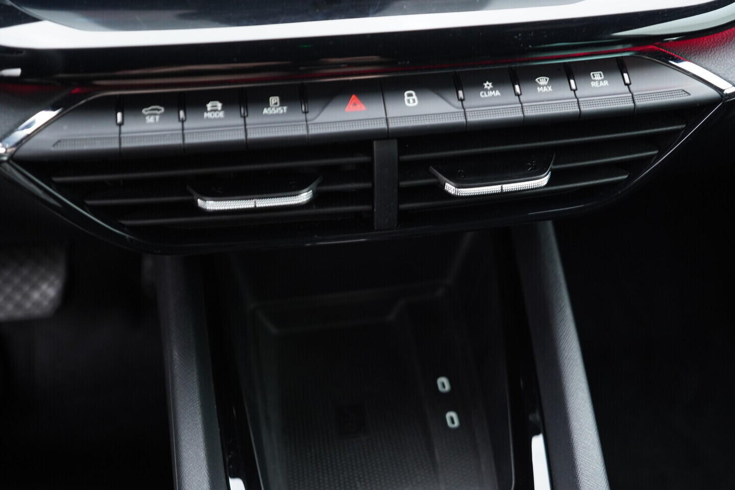 OV190V07945_36.webp_OCTAVIA SportLine 2.0 TDI 110 kW automat, DPH