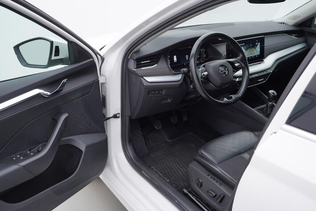 OV190V07948_18.webp_OCTAVIA Style 2.0 TDI 85 kW manuál