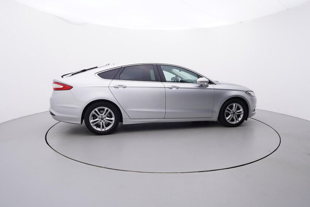 OV190V07949_15.webp_MONDEO Titanium 2.0  110 kW manuál