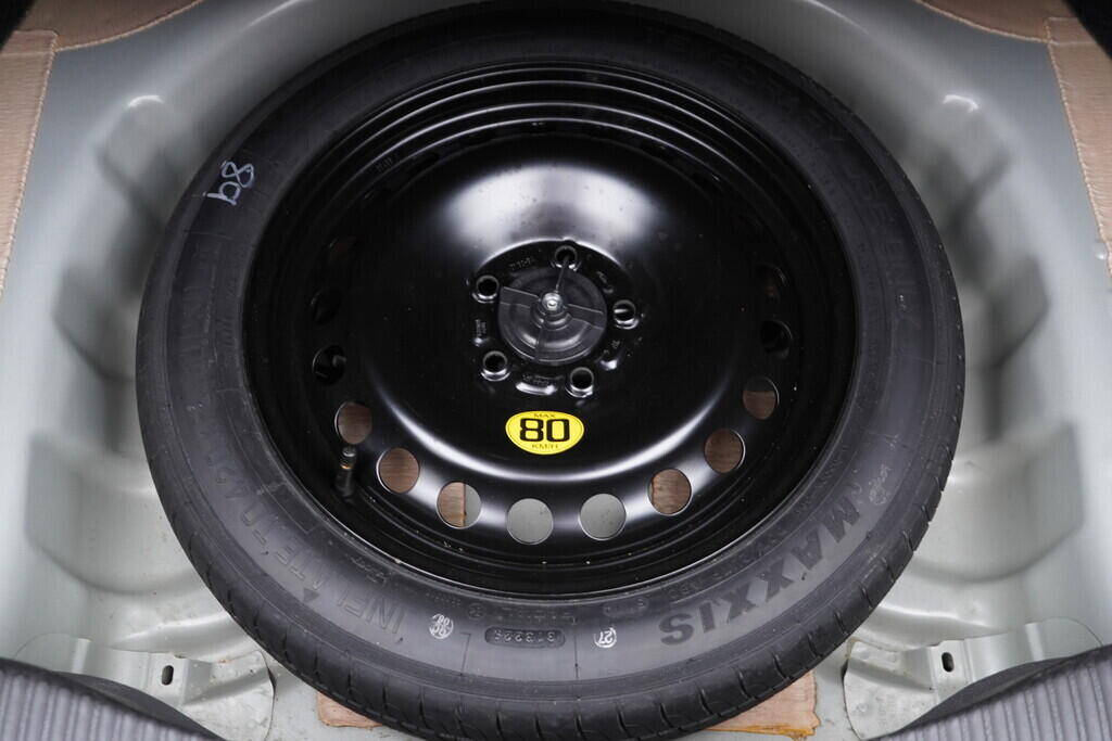 OV190V07949_35.webp_MONDEO Titanium 2.0  110 kW manuál