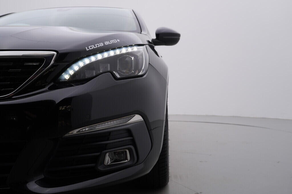 OV190V07951_41.webp_308 GT line 1.2  96 kW automat