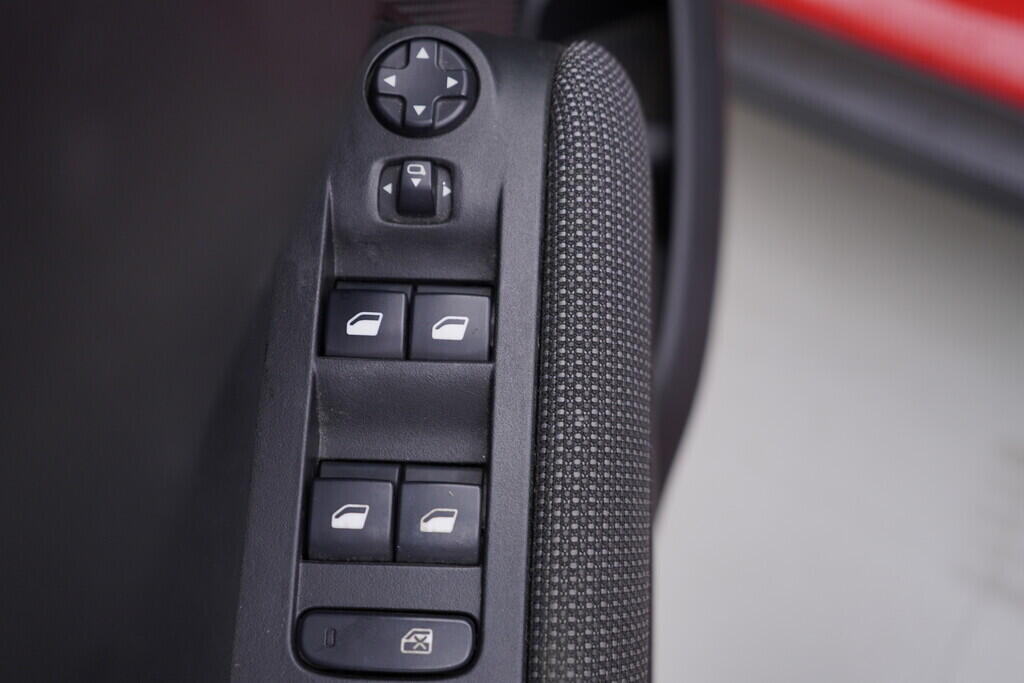 OV190V07953_20.webp_C3 AIRCROSS Shine 1.2  81 kW automat