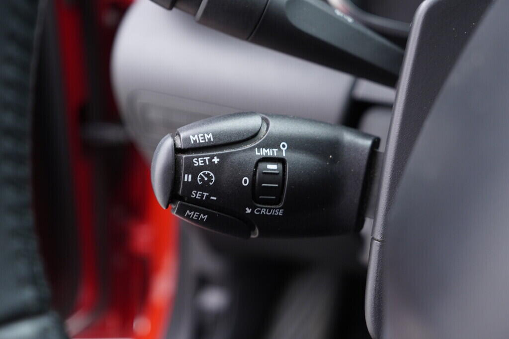 OV190V07953_23.webp_C3 AIRCROSS Shine 1.2  81 kW automat