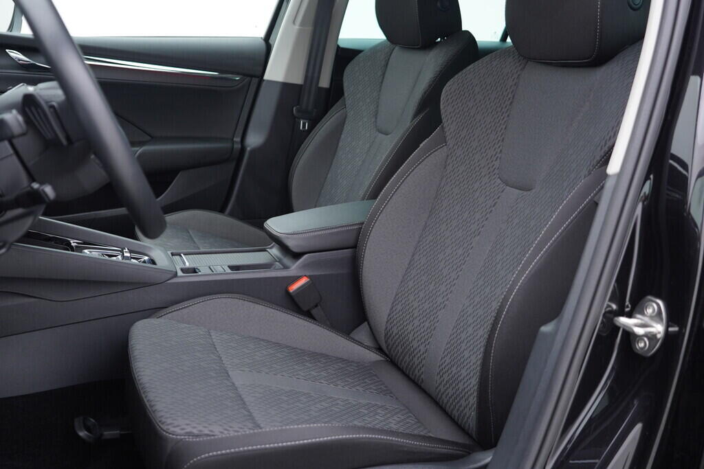 OV190V07961_23.webp_OCTAVIA Style Plus 2.0 TDI 110 kW automat, DPH